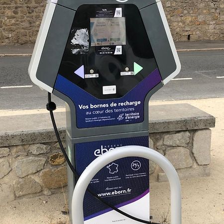 Une Odeur De Tilleul Montbrison Exterior photo